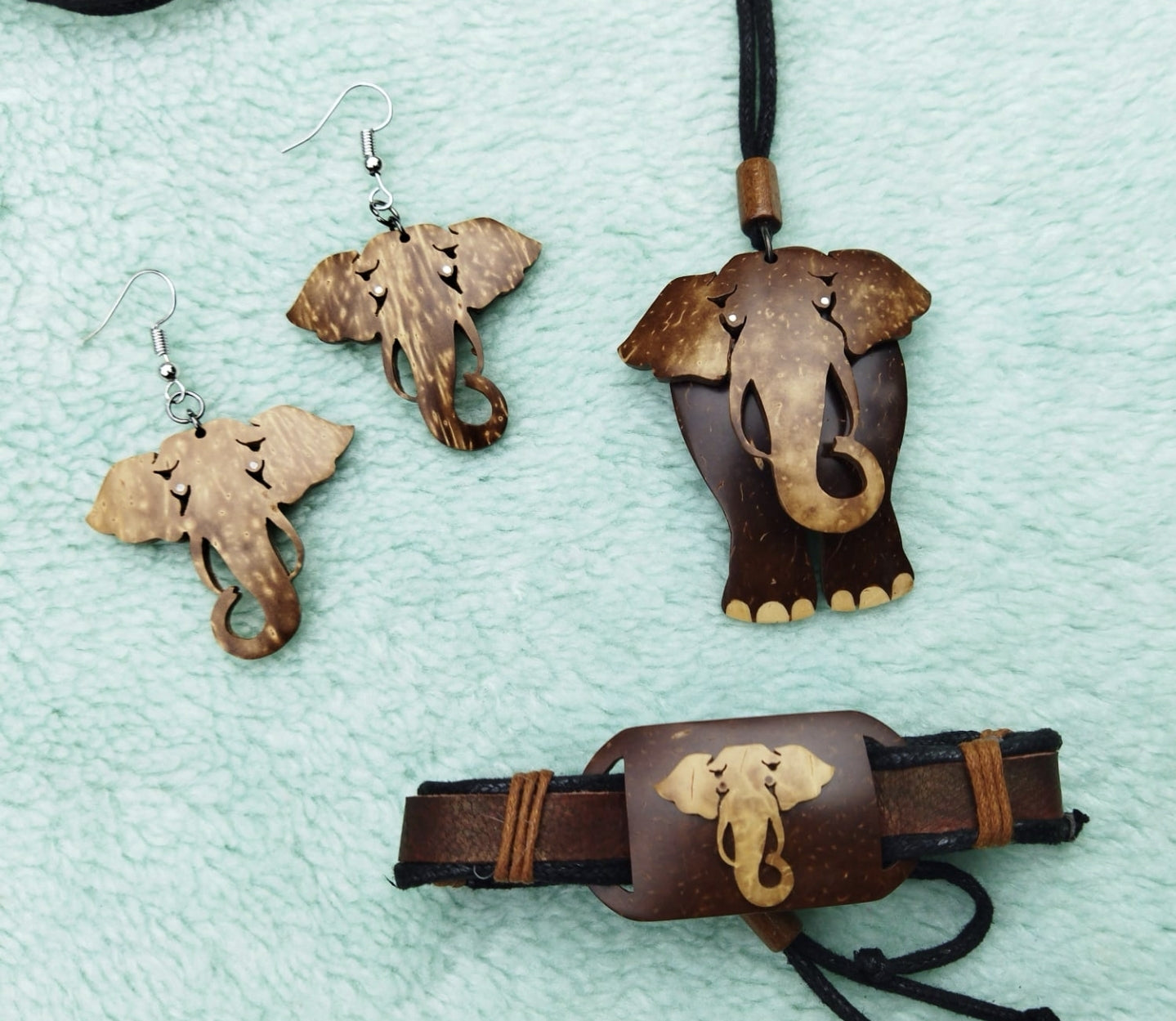 Proud Tusker's Jewelry Set