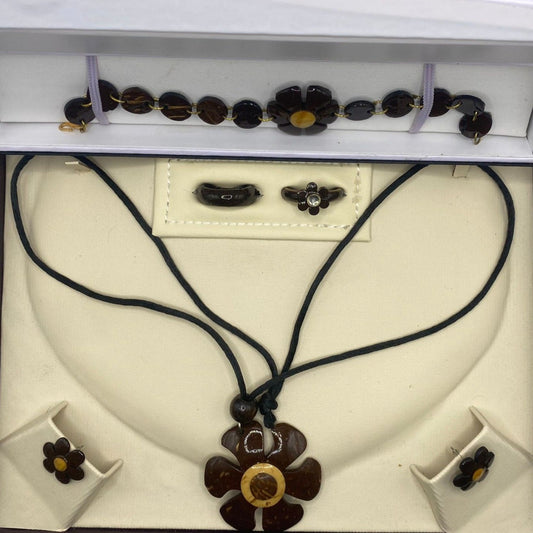 Coco Flower Jewellery Set